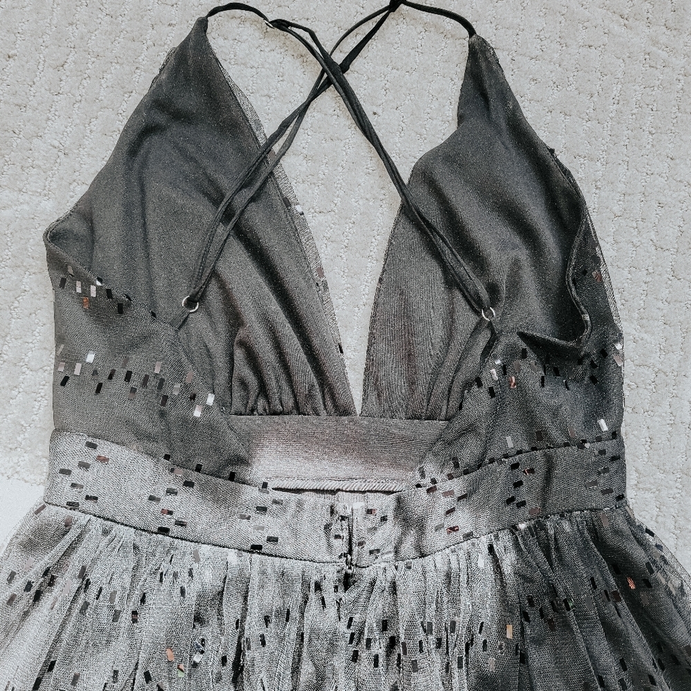 Dress - Picture 3 of 5